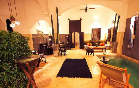 Superbe Riad à Vendre au cœur de La Médina